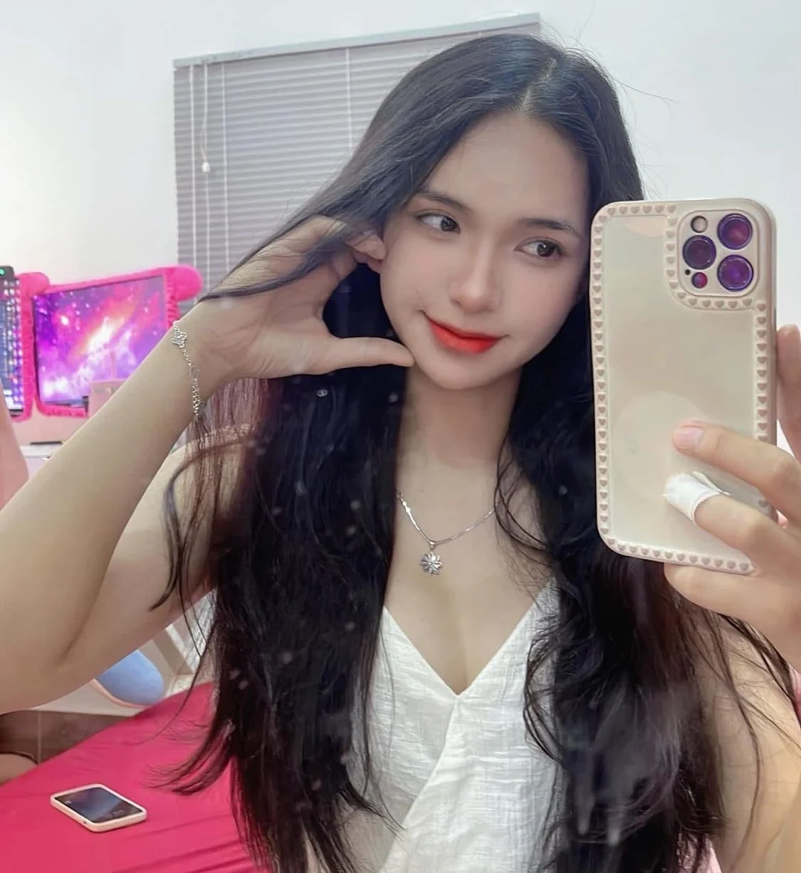 streamer Qa Buon Lam